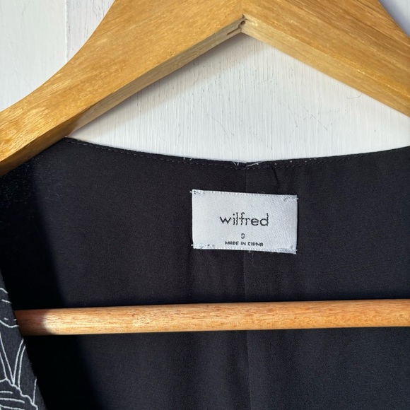 Aritzia Wilfred Nazaire Button Down Dress in Black and White Pattern - Picture 8 of 10